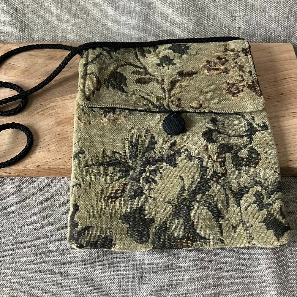 Bettz Designs Tapestry Crossbody Purse Womens Floral w/ 30" Shoulder Strap with